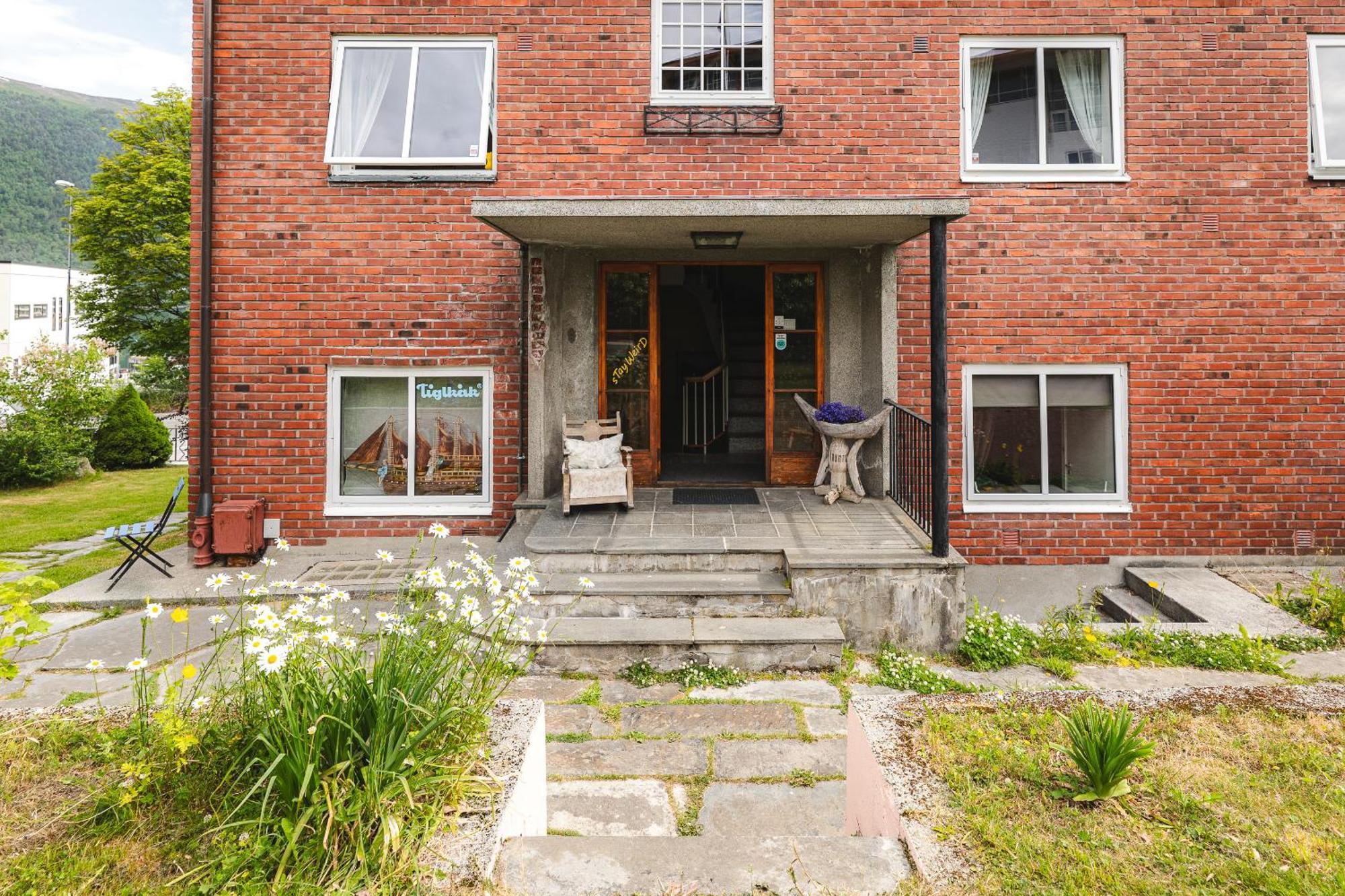 Tiglkak Hostel Åndalsnes Kültér fotó