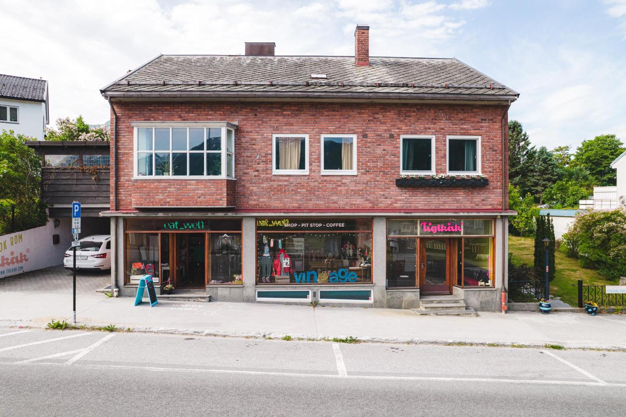 Tiglkak Hostel Åndalsnes Kültér fotó